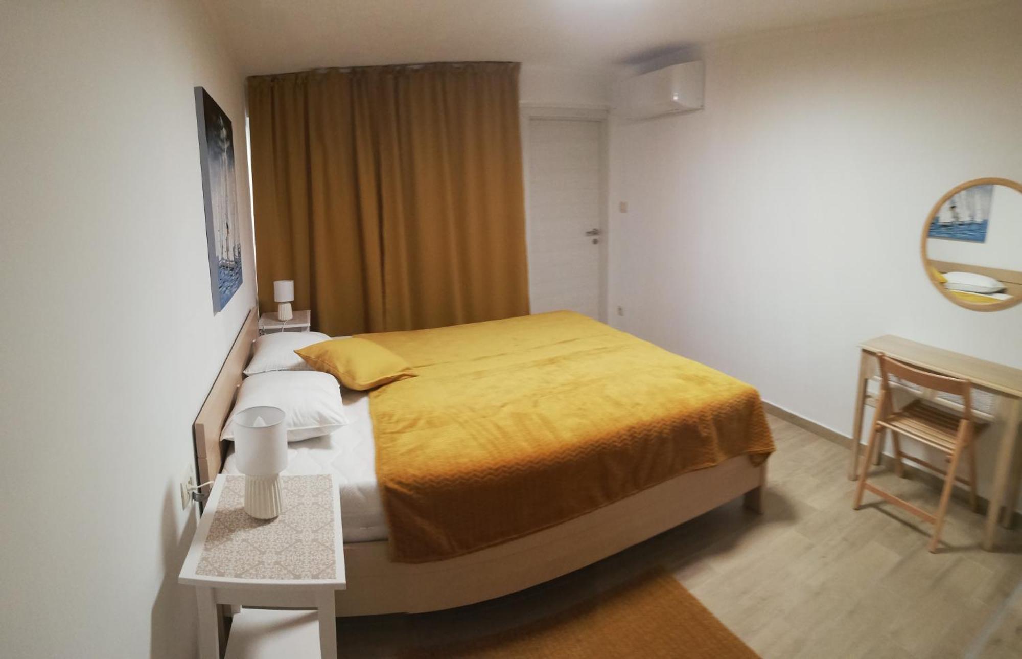 Apartments Tinjarosa Mundanije Extérieur photo